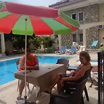 çileks Apart Otel 4*