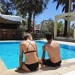 Aparthotel Cileks 4*