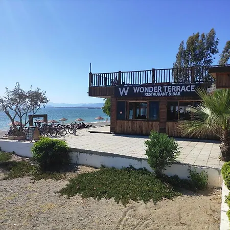 Cileks Apartmanhotel 4*