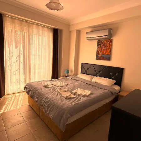 Apart Otel çileks 4*