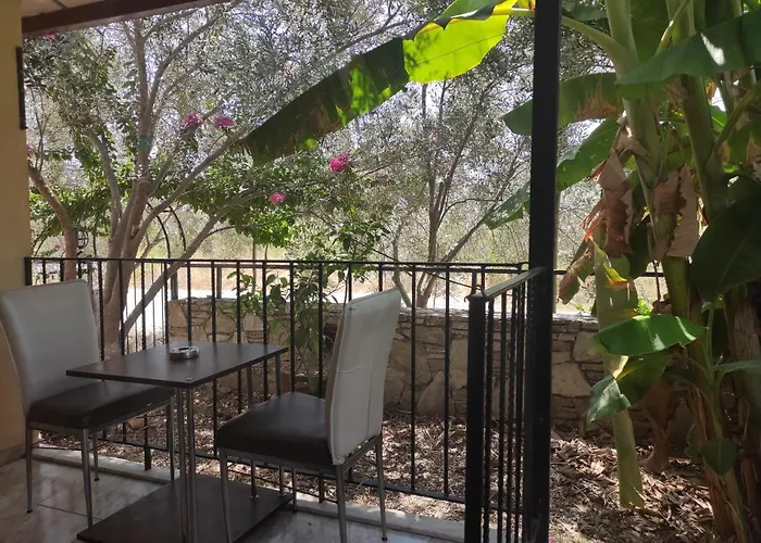 Ξενοδοχείο με διαμερίσματα Cileks 4*