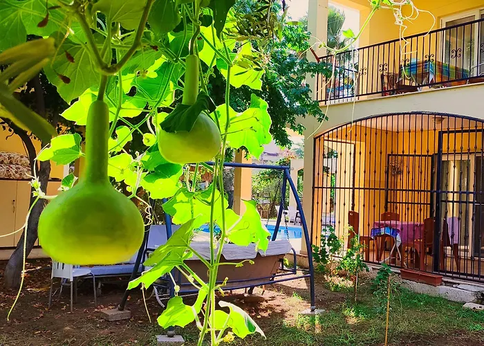 Ξενοδοχείο με διαμερίσματα Cileks 4*